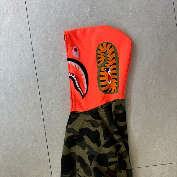 BAPE Bathing Ape Shark Camo Zip Front Hoodie - Picture 1 of 4